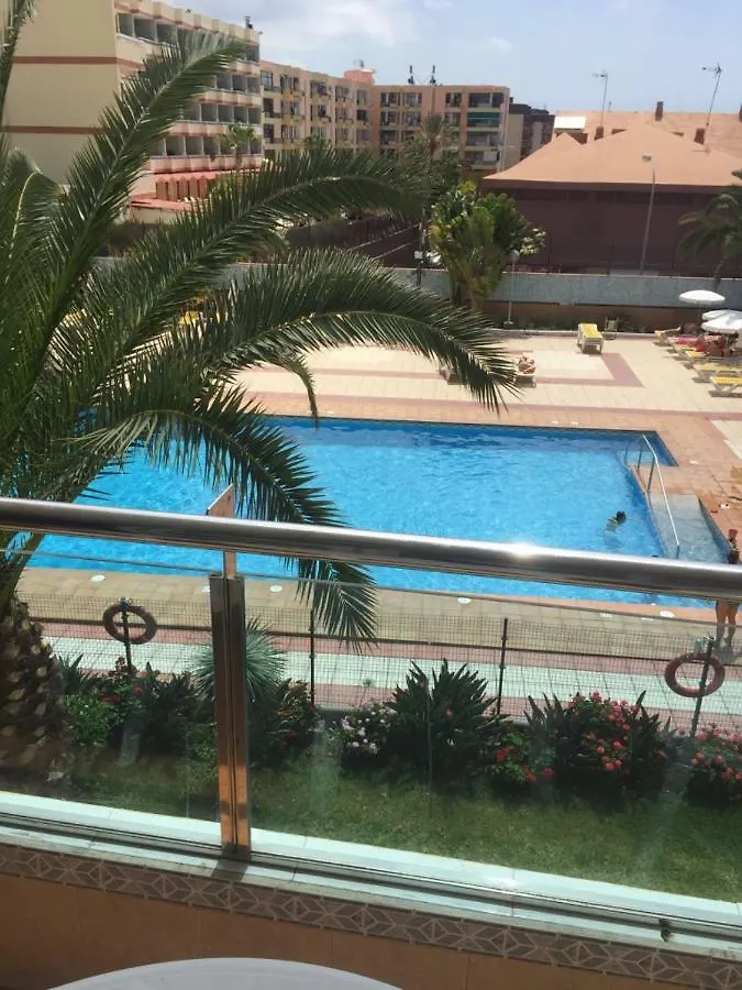 Apartment Yumbo Centrum contacts